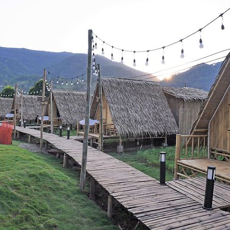 Yellowstone Camps Resort Sapan Ban Huai Ti 外观 照片